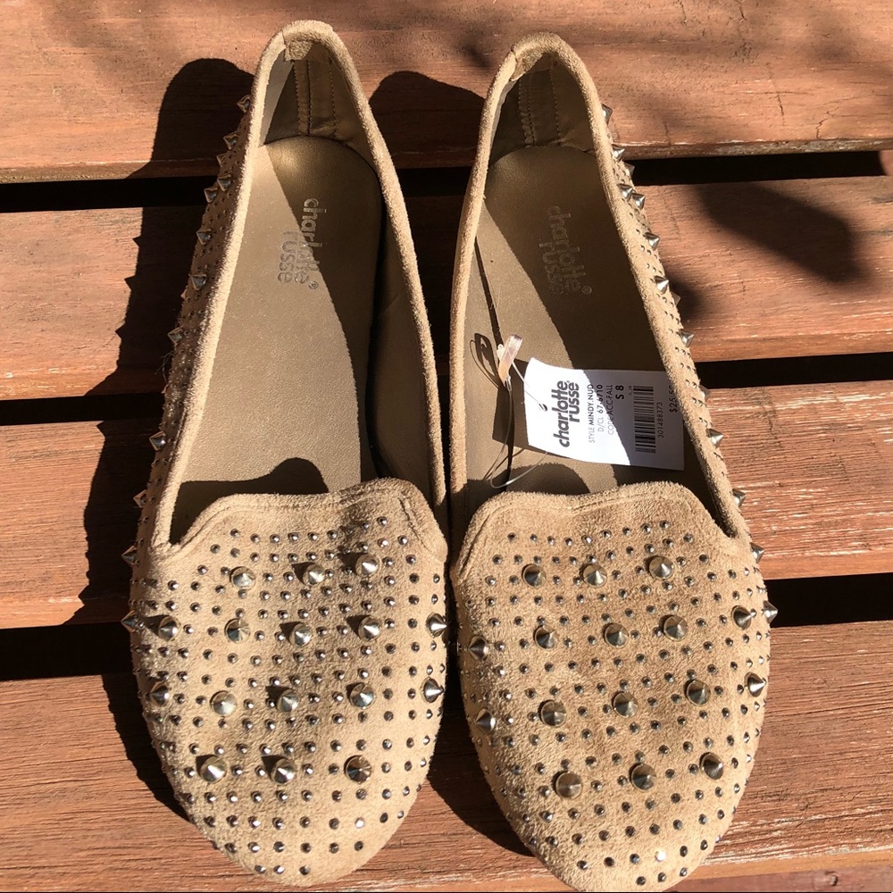 💥Last Chance!!💥 NWT!👡 hardware studded flats!